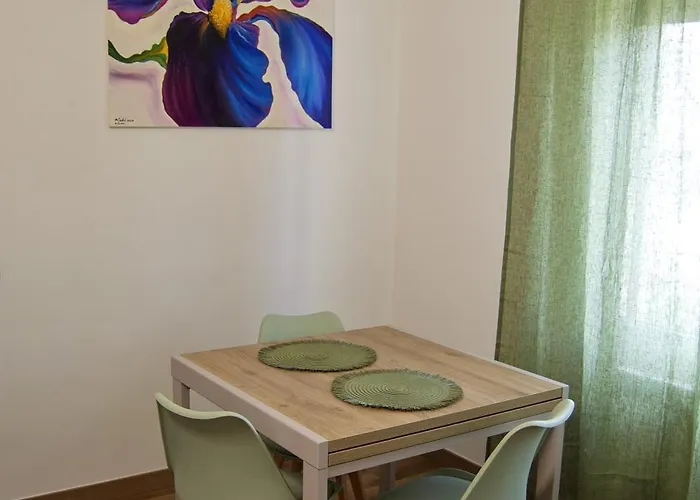 Apartament Iris House *